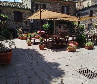Radicofani House | L' antico lavatoio