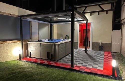 Huttenheim Apartment | l'Aphrodite