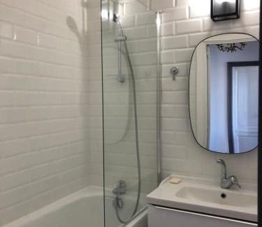 Beziers City Centre Apartment | L'appart du galeriste 85m2 amazing view and space
