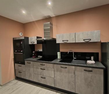 Dole Apartment | L'appart Le 1807