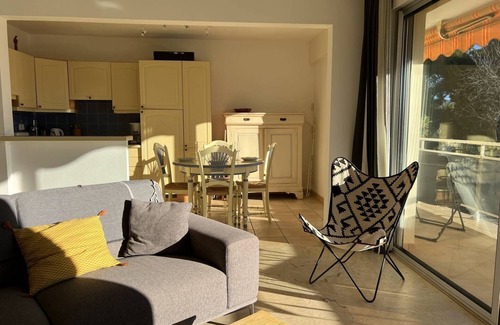 Le Lavandou Apartment | L'appartement des Cyclades