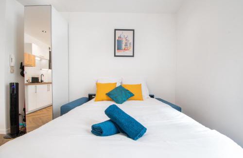 Richebourg - Saint-Clement Apartment | L'Appartement des Ducs avec Baignoire Double