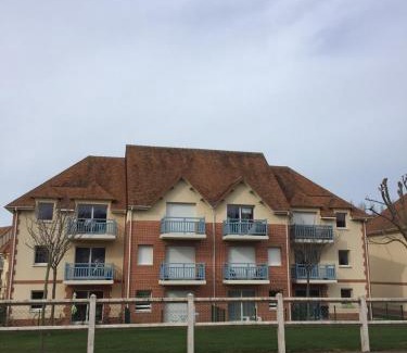 Houlgate Apartment | L'appartement du parc vert marine