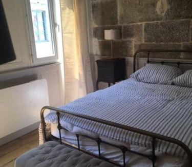 Besancon Old Town Apartment | L'appartement du voisin d'Hugo