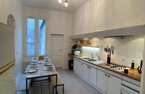 Downtown Angers Apartment | L'Appartement Privilège - 4 bedrooms - Coeur d'Angers, Spacious and elegant