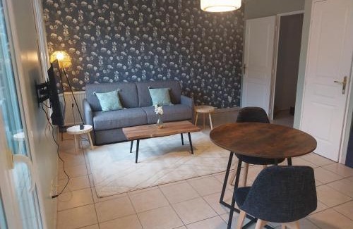 Meyzieu Apartment | L'Aquarelle - Appartement cosy, GroupamaStadium LDLC Arena
