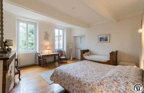 Aspet House | L'Arénoulat