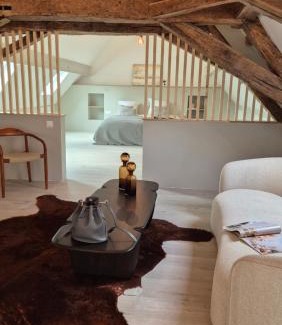 Autun Apartment | L'Arbre Voyageur