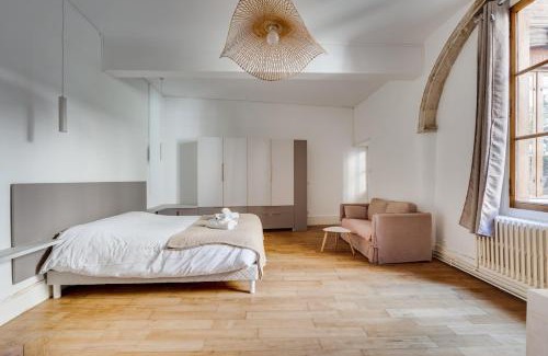 Carmes Apartment | L'Arche des Carmes - Confort et Calme Hyper-centre