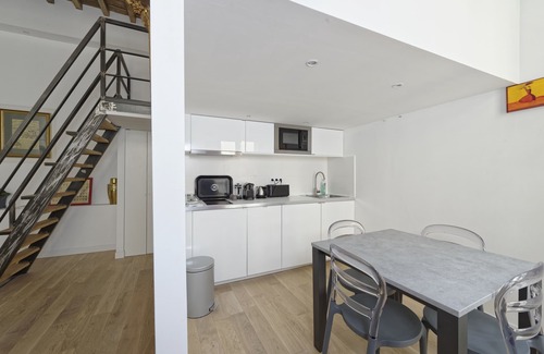 Montpellier City-Centre Apartment | L'Argenterie, charming apartment with parking