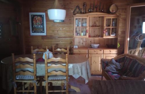 Enchastrayes Ski Chalet | L'ARGOUSIER Chalet 6 à 8 personnes Enchastrayes Barcelonnette