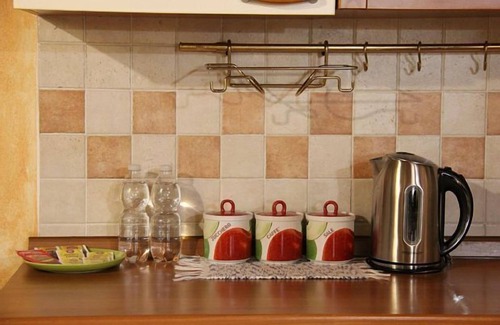 Monticelli Brusati Cottage | L' ARNIA "LE MARGHERITE" apartment 4 pers. ground floor CIN IT017112C2DKFHAPU9