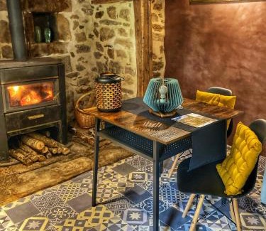 Saint Martial Entraygues House | L'Atelier des Rêves