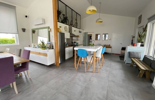 Saint-Cast-le-Guildo House | L'Atelier, a pretty, recently built loft-style house with tasteful decor, close to the port,.