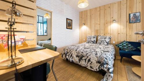 Nord - Gare Apartment | L'Atelier Corval