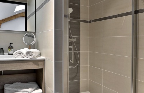 Castels et Bezenac Hotel | L'Atelier d'Epicure - Logis