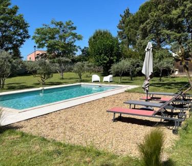 Cabrieres-d'Avignon Apartment | L'Atelier de la Baronnie - Lubéron