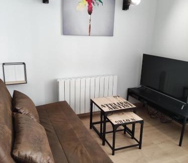 Moulins Apartment | L'Atelier de l'Artiste - Moulins Cœur de ville