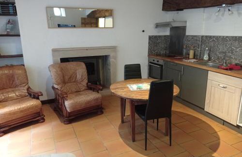 Montmorillon Villa | l'atelier du relieur
