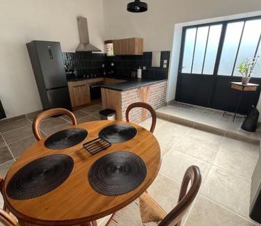 Aunis Sud Apartment | L'atelier gîte classé 3 étoiles