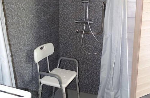 Cuisery Apartment | L'atelier, Proche de Tournus. Studio PMR Pour 1 Couple