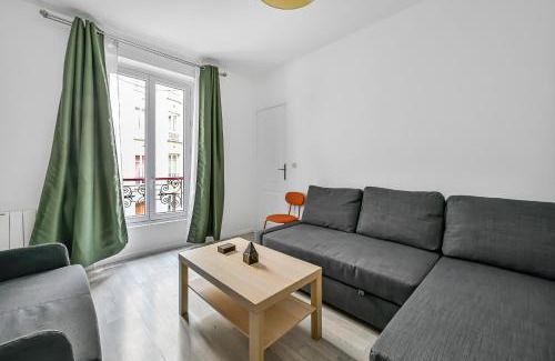 Porte de Clichy Apartment | L'Atelier Secret - Batignolles - Métro - Paris 17