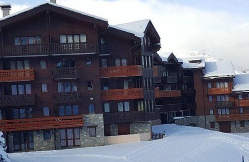 Les Avanchers-Valmorel Apartment | L'Athamante 7 - 2 room apartment, oriented south, close to the slopes, the sledging run and the.