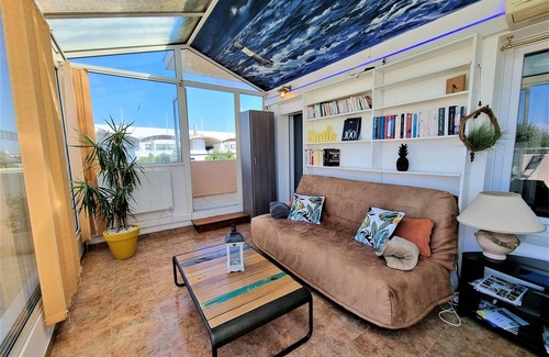 La Rochelle Apartment | L'atrium de la Sole