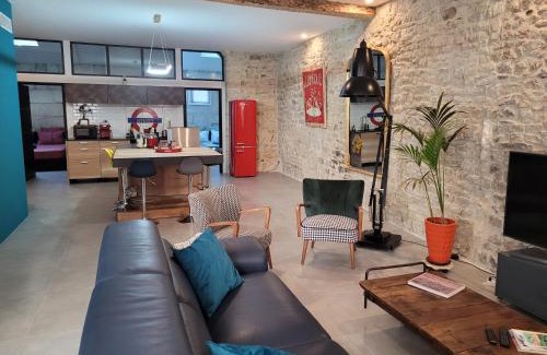Nimes City Centre Apartment | L'atypique des arènes