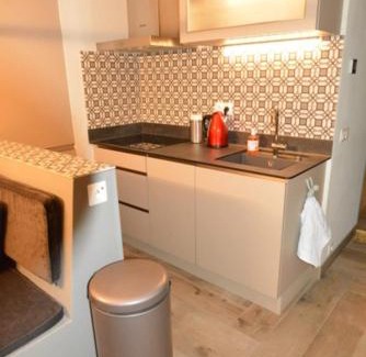 Montalbert Apartment | L'Aubépine 2