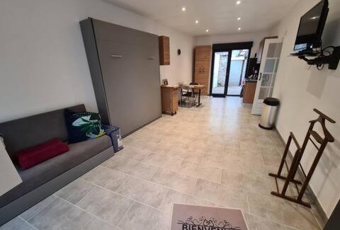 Saint-Amand-les-Eaux House | L Auberge du mont des bruyeres PLAIN PIED