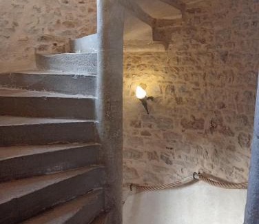 Saint-Amand-Montrond Hotel | l'authentique