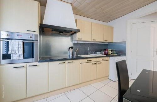 Saint-Cheron Apartment | L'Avant Gardiste ~ Terrasse ~ Barbecue ~ Gare