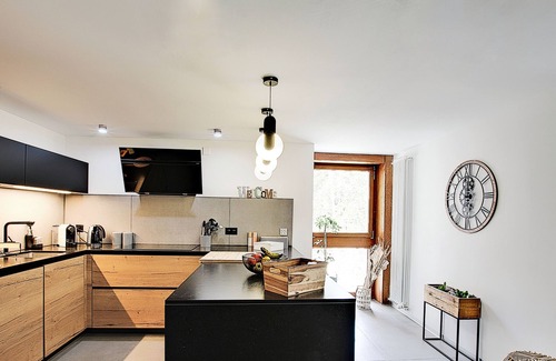Randogne Apartment | L'AvantGardiste, spacious duplex apartment (6 Bedrooms) with panoramic view