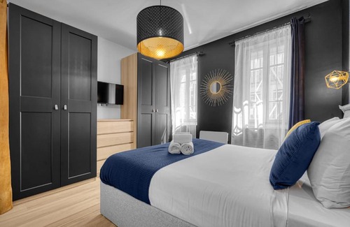 Saint - Aubin - Dupuy Apartment | L'Azzurri - Charmant appartement pour 4