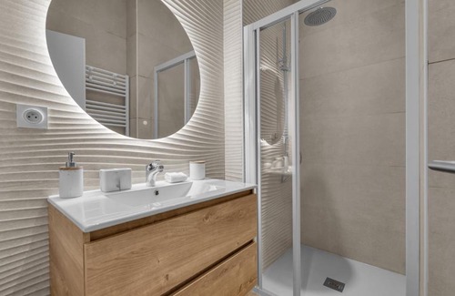 Saint - Aubin - Dupuy Apartment | L'Azzurri - Charmant appartement pour 4
