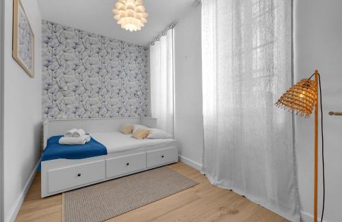 Saint - Aubin - Dupuy Apartment | L'Azzurri - Charmant appartement pour 4