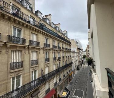 Ternes Apartment | L.C. GrandTour Paris