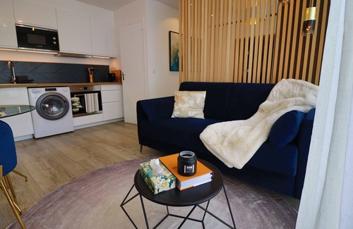 Colombes Apartment | L'Ecrin Bleu - new studio house (4 pers) - garden & air conditioning