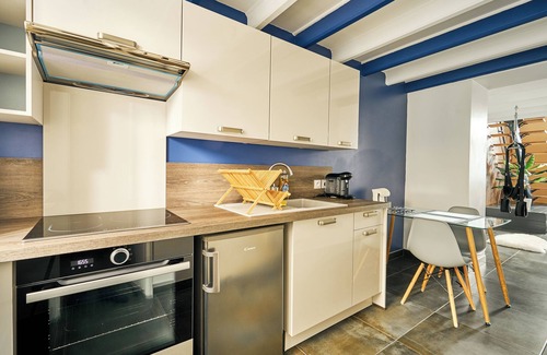 Quartier Chorier-Berriat Apartment | L'Eden d'Aphrodite, Grenoble's oldest and highest-rated Love Room