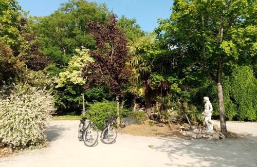 Challans Bed & Breakfast | L'eden naturiste spas