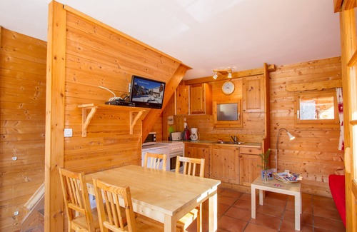 Nevache Ski Chalet | L'Elva: Hameau des Chazals Nevache Hautes Alpes