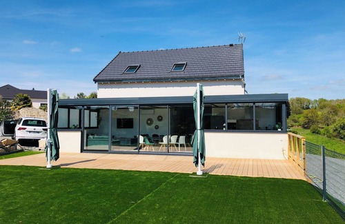 La Chapelle-Taillefert House | L'Emeraude Bain Nordique Piscine