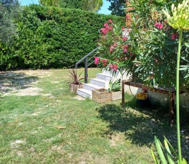 Aramon House | L'EN HAUT