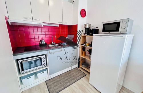 Rochefort Apartment | L'ENTRE 2 ILES - 3-star studio in the center of town.