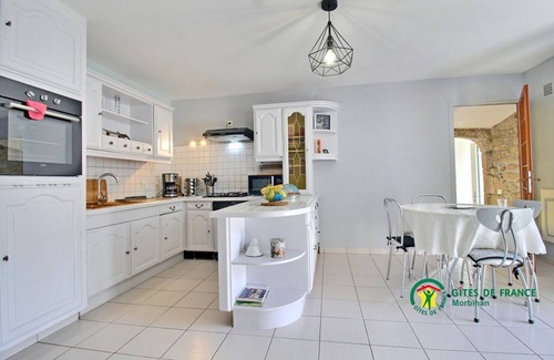 Locoal-Mendon House | L'entre Deux - Locoal Mendon