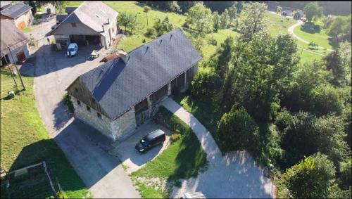 Saint-Pierre-d'Entremont House | L'Entre Monts
