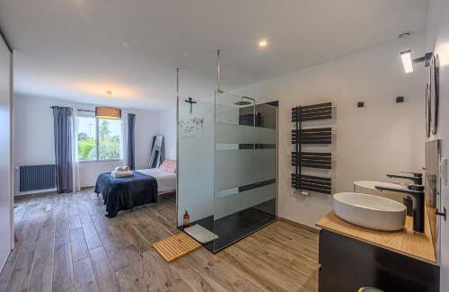 Theix-Noyalo House | L'Envolée de Charme - Maison à 10m de Vannes