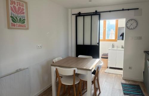 Lessy Apartment | L ermitage Appartement 4 couchages avec terrasse et jardin, à 7 kms de Metz