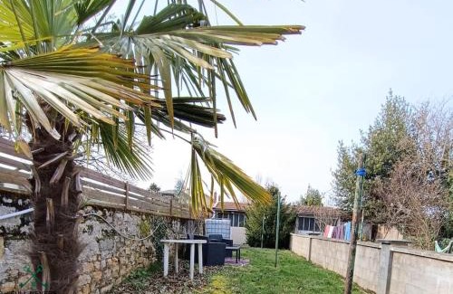 Nevers Apartment | L'escabalt - jardin privé